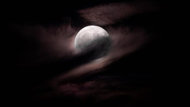 La Luna puede ser más antigua de lo estimado