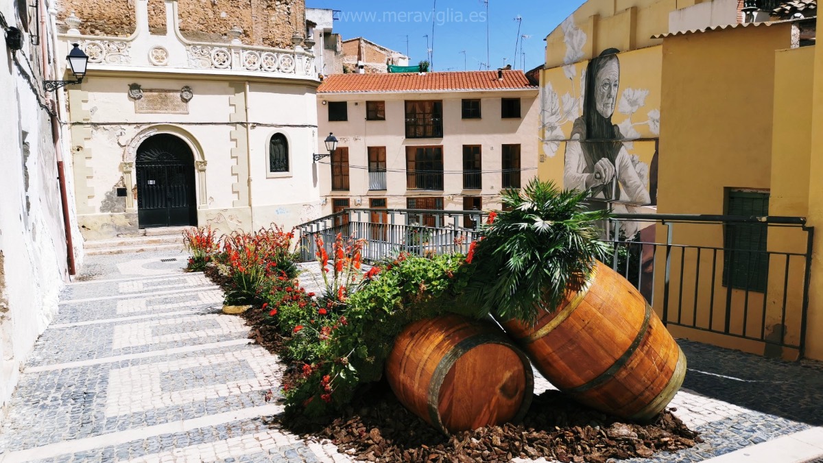 Ni medieval ni gótico: el pueblo de Pablo Motos que tiene un pasado árabe y lo rodean cuevas