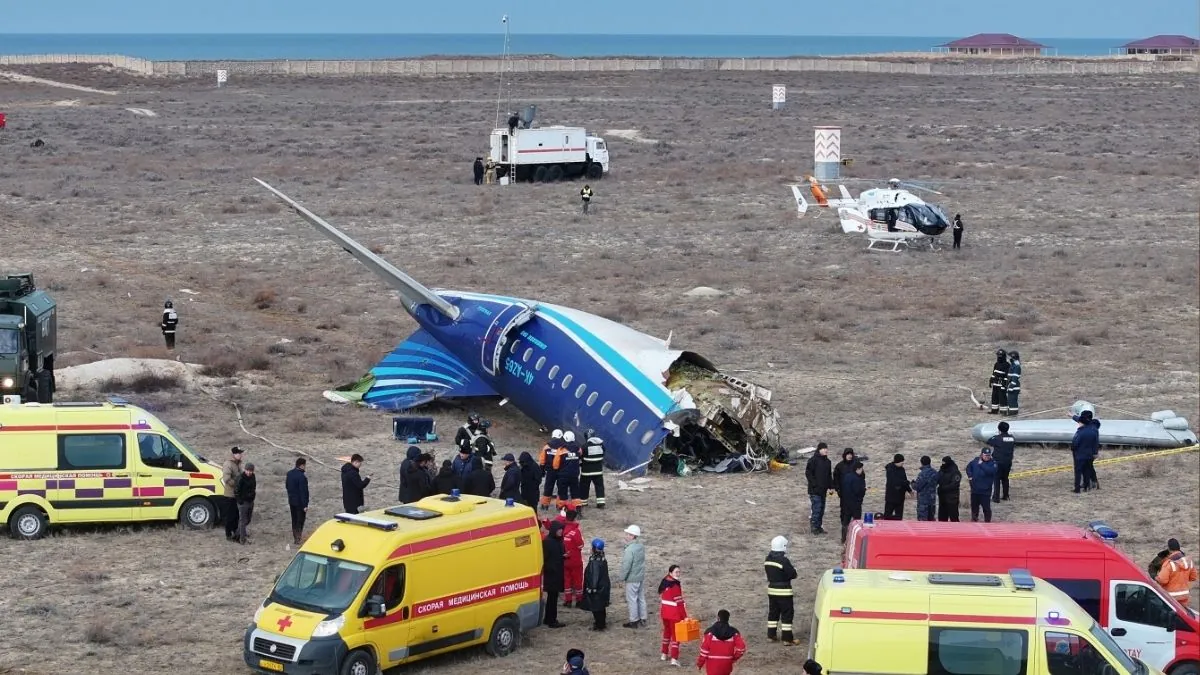 Al menos 39 muertos tras estrellarse un avión de Azerbaiyán Airlines en Kazajistán