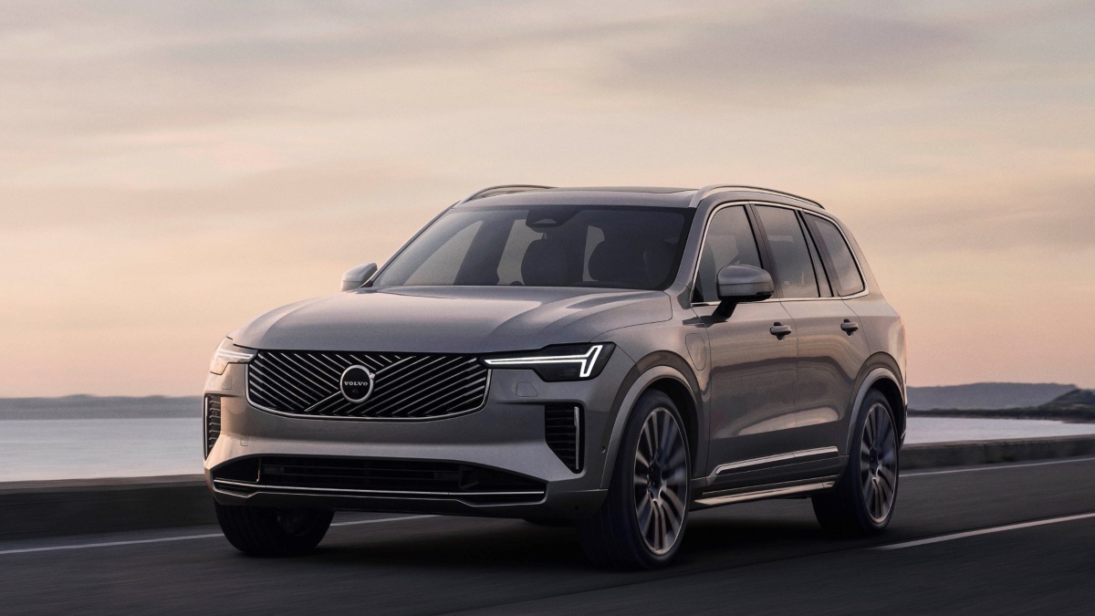 Volvo prolonga la vida de su XC90 de combustible con un excelente SUV híbrido