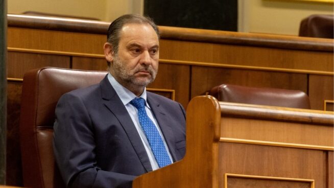 La compra del chalé de Ábalos se gestó a través de dos empresas del socio de Aldama