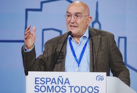 El alcalde de Valladolid se rebela ante el fallo del Supremo: «No colgaré la bandera LGTBI»