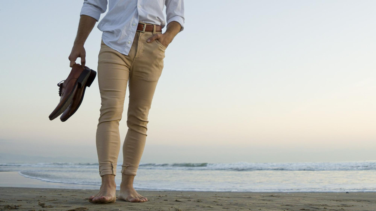 Andar descalzo: los beneficios y las desventajas de una práctica no para todos los públicos