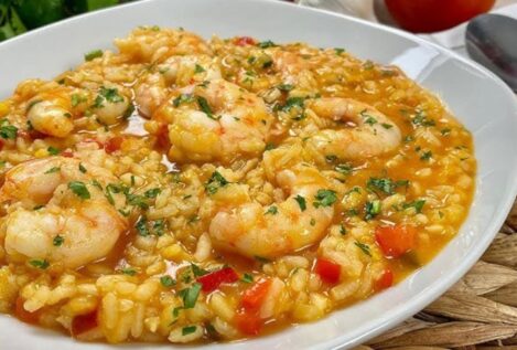 Arroz, langostinos y salsa americana: la última delicia de Arguiñano