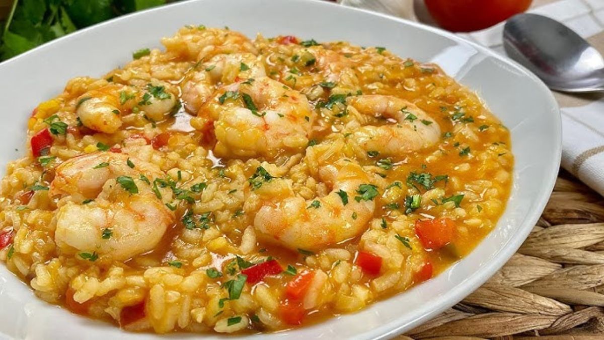 Arroz, langostinos y salsa americana: la última delicia de Arguiñano