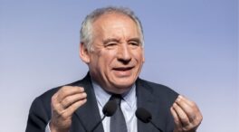 Macron nombra al centrista François Bayrou nuevo primer ministro de Francia