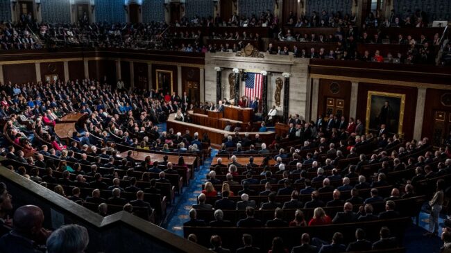 La Cámara de Representantes de EEUU rechaza obligar a Trump a retirar tropas de Líbano