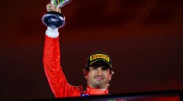 Carlos Sainz tendrá la oportunidad de despedirse de Ferrari con un título