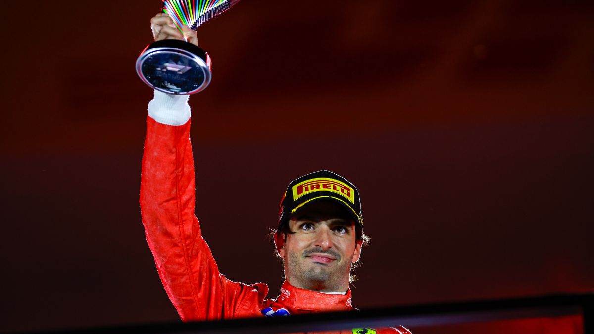 Carlos Sainz tendrá la oportunidad de despedirse de Ferrari con un título