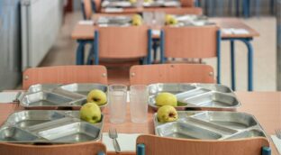 El sector cárnico clama contra el nuevo menú ideado por el Gobierno para los colegios