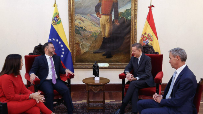 Venezuela traslada al nuevo embajador español su plan de reforzar los lazos de «respeto mutuo»