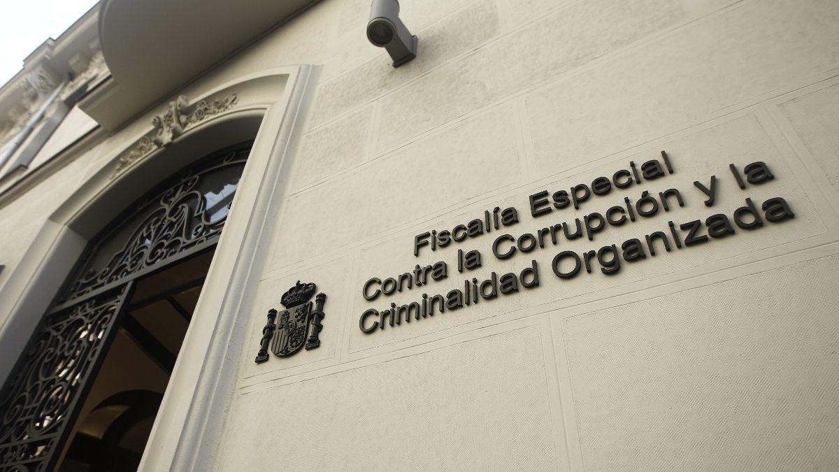 Anticorrupción defiende a un fiscal señalado en la comisión sobre la ‘Operación Cataluña’