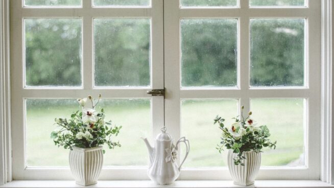 Estos son los tres ingredientes a evitar en la cocina para prevenir el moho de las ventanas