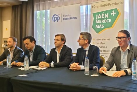 El PSOE pacta una moción de censura para arrebatarle al PP la Alcaldía de Jaén