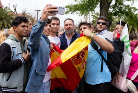 Vox ya es el partido con más apoyo entre los jóvenes: «La derecha es el nuevo 'punk'»