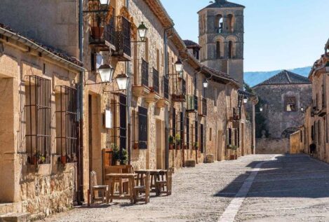 Así es el castillo segoviano de Santiago Segura y José Mota que debes visitar estas Navidades