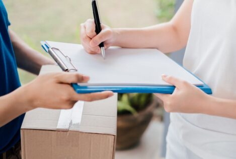 'Brushing': en qué consiste esta nueva estafa y por qué te envían un paquete a casa