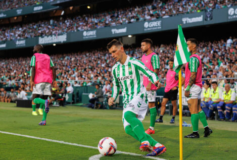 El Real Betis se jugará estar en los octavos de final de Conference League ante el Gent belga