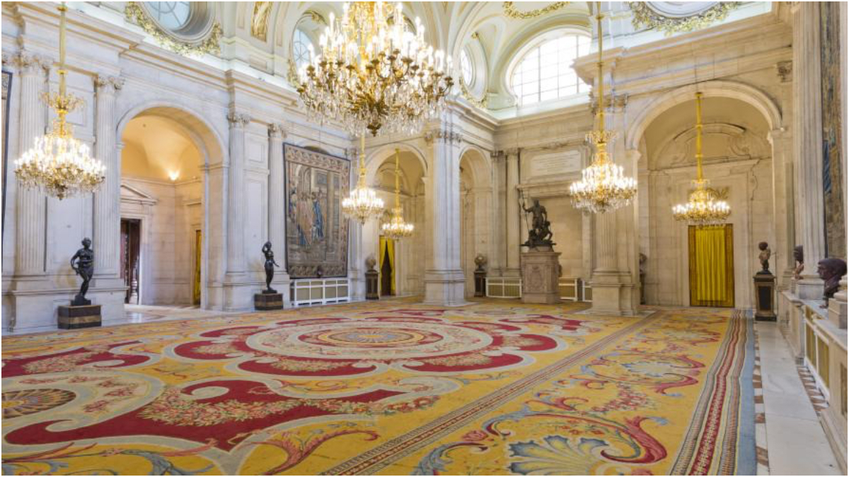 Así es el salón de las columnas del Palacio Real: el escenario inusual del discurso del Rey