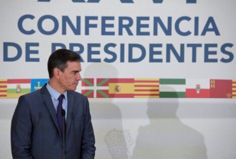 Sánchez acudirá este viernes a la Conferencia de Presidentes acompañado por siete ministros