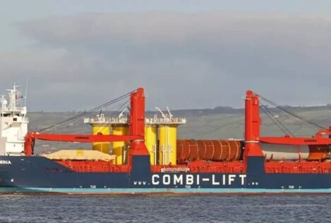 Dos desaparecidos en un naufragio de un mercante ruso cerca de Murcia