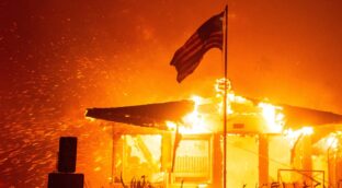 Los incendios de Los Ángeles dejan al menos dos muertos y cientos de hectáreas arrasadas