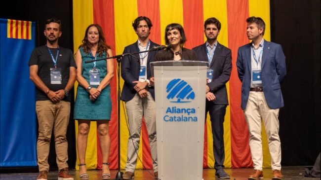 Aliança Catalana se burla del pacto de Junts con el PSOE: «No logra nada para Cataluña»