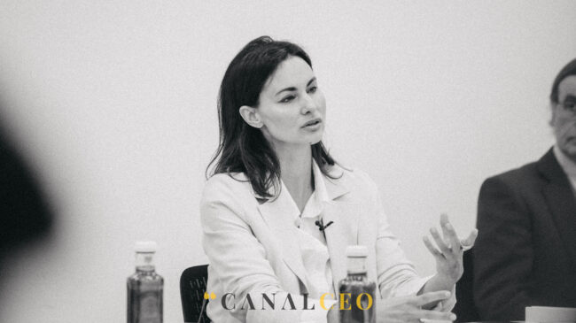 Ana Ibáñez: «Nuestro cerebro es como una huella digital»
