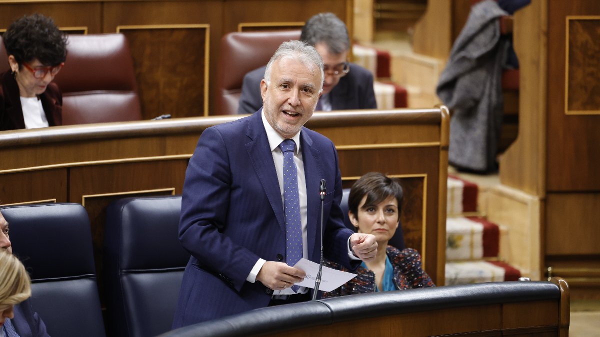 Vox exige al ministro Torres que aclare sus viajes «de ocio» a Canarias con dinero público