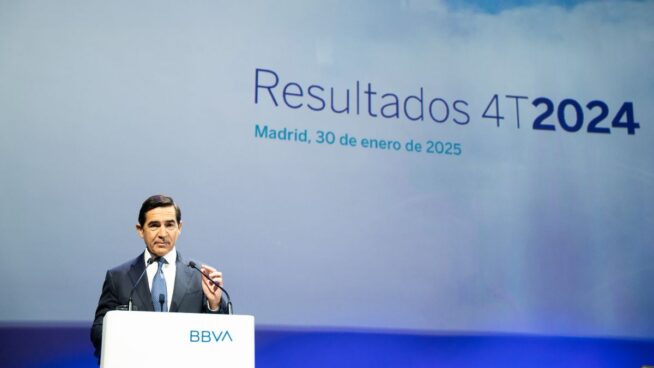 BBVA reconoce que el impuesto a la banca puede afectar a la OPA sobre Sabadell