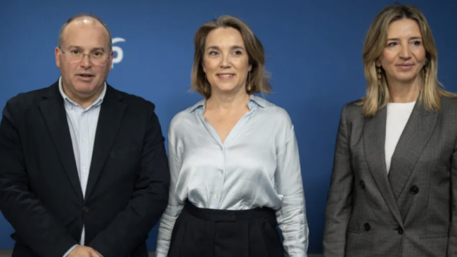 El PP suspendió la recogida de firmas para subir las pensiones tras la «claudicación» de Sánchez