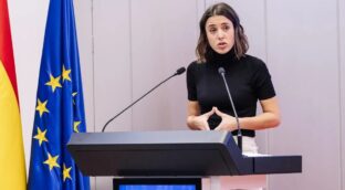 El último viaje de Irene Montero: un vuelo de 36.000 euros para cuatro personas a Chile