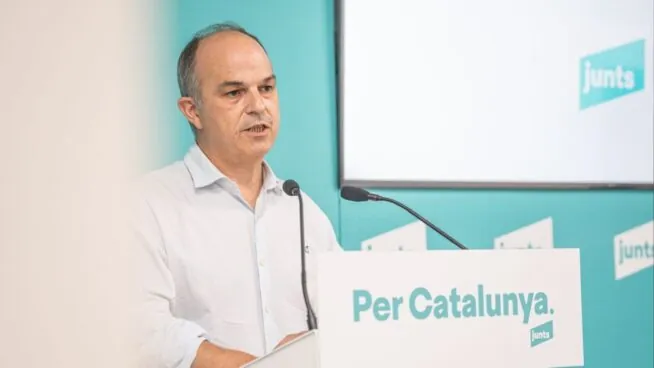 Junts ve «tarde» un encuentro entre Sánchez y Puigdemont y llama «catalanófobo» a Podemos