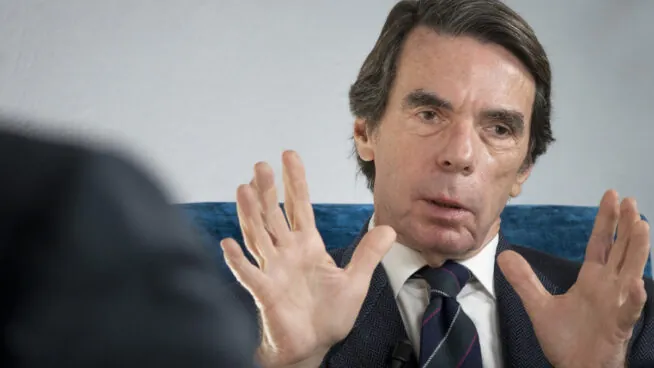 Aznar remonta las pérdidas: su empresa patrimonial volvió a ganar dinero en 2024