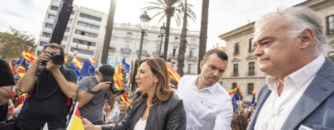 Pons promociona a la alcaldesa de Valencia en Europa y asiste a una reunión del PPE