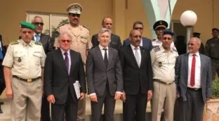 El ministro Marlaska se gasta 30.000 euros en ir y volver a Mauritania en el mismo día