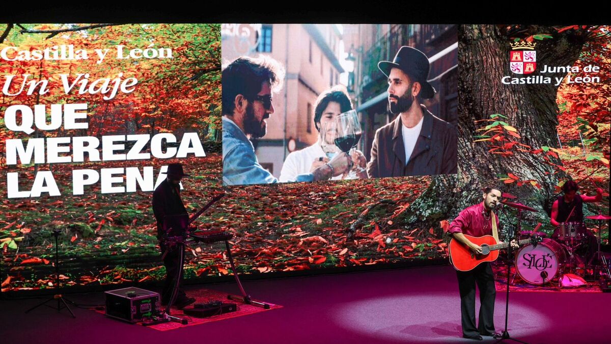 Mañueco lanza la nueva campaña de promoción turística de Castilla y León en Fitur 2025