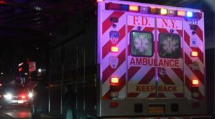 Diez heridos por un tiroteo junto a una discoteca en Nueva York