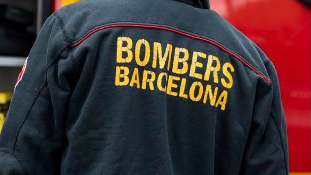 Un muerto y un herido en una explosión en un tanque inflamable del Puerto de Barcelona