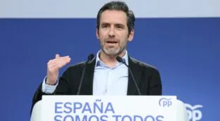 Sémper se desmarca de los polémicos tuits del PP sobre las ayudas a Gaza y Valencia