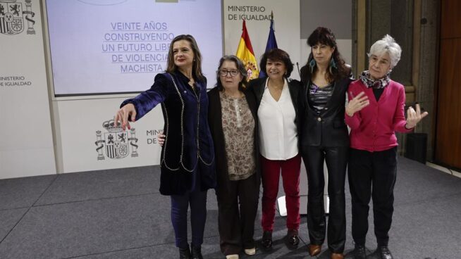 Igualdad contrata a feministas para dar clases de perspectiva de género a los jóvenes gitanos