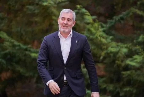 Mónica García y Torres mantienen una reunión  con Clavijo tras sus críticas al Gobierno