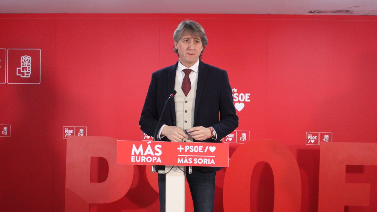 El nuevo líder del PSOE de Castilla y León, ante el juez el 5 de febrero por el ‘caso papamóvil’