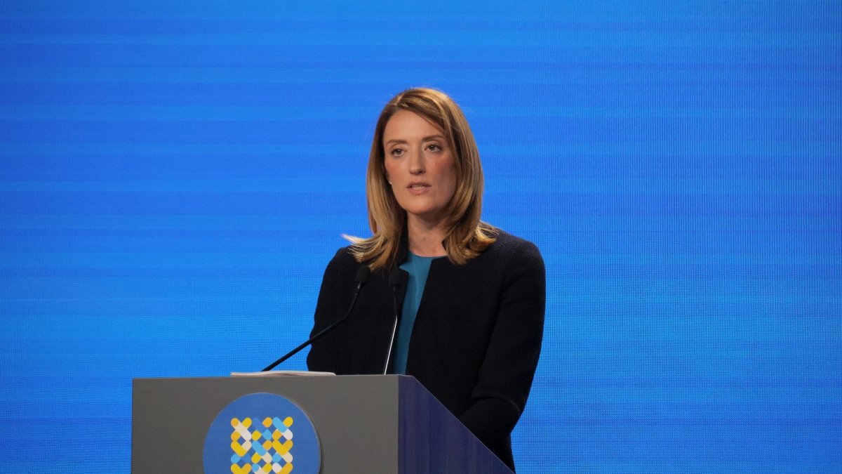 Metsola confía en que Trump influya en los países reacios a mantener sanciones a Rusia