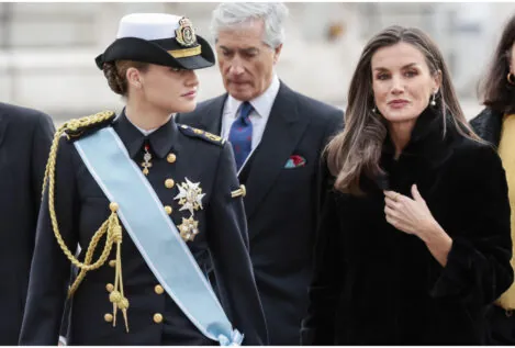 El gracioso despiste de la princesa Leonor en la Pascua Militar y todos los detalles del desfile