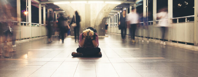 Estrés crónico: qué es, cuándo se produce y qué pasa cuando se prolonga en el tiempo