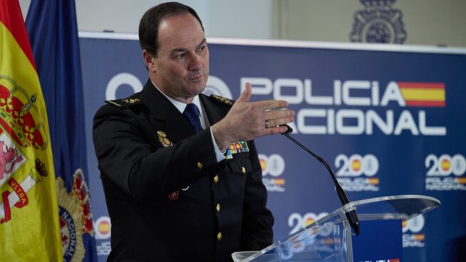 Sorpresa policial por la nueva jefa de Asuntos Internos, mujer de su predecesor en el cargo