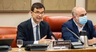 Albares releva al embajador en Croacia tras escribir un artículo en defensa del Rey