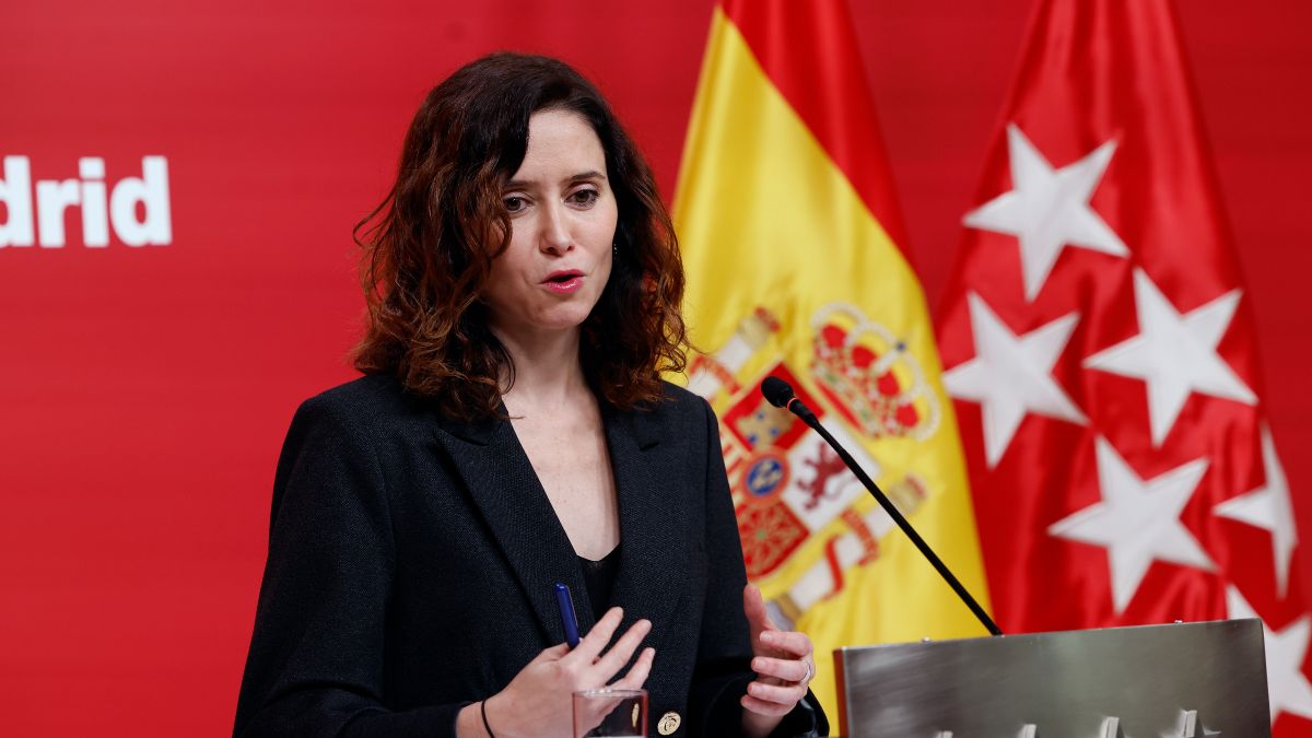Ayuso dice que la ‘ley Begoña’ es una «amnistía preventiva» a la familia y entorno de Sánchez