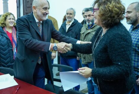 El rival de Montero para liderar el PSOE andaluz ve «dificilísimo» reunir los avales de candidato